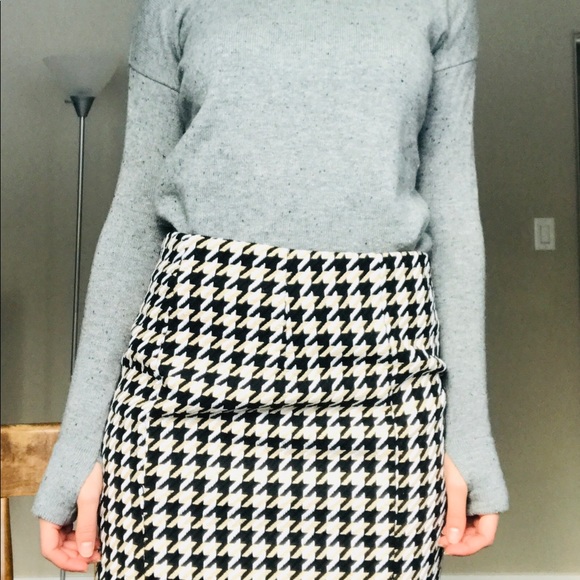 Lululemon athletica sweater - Picture 3 of 6